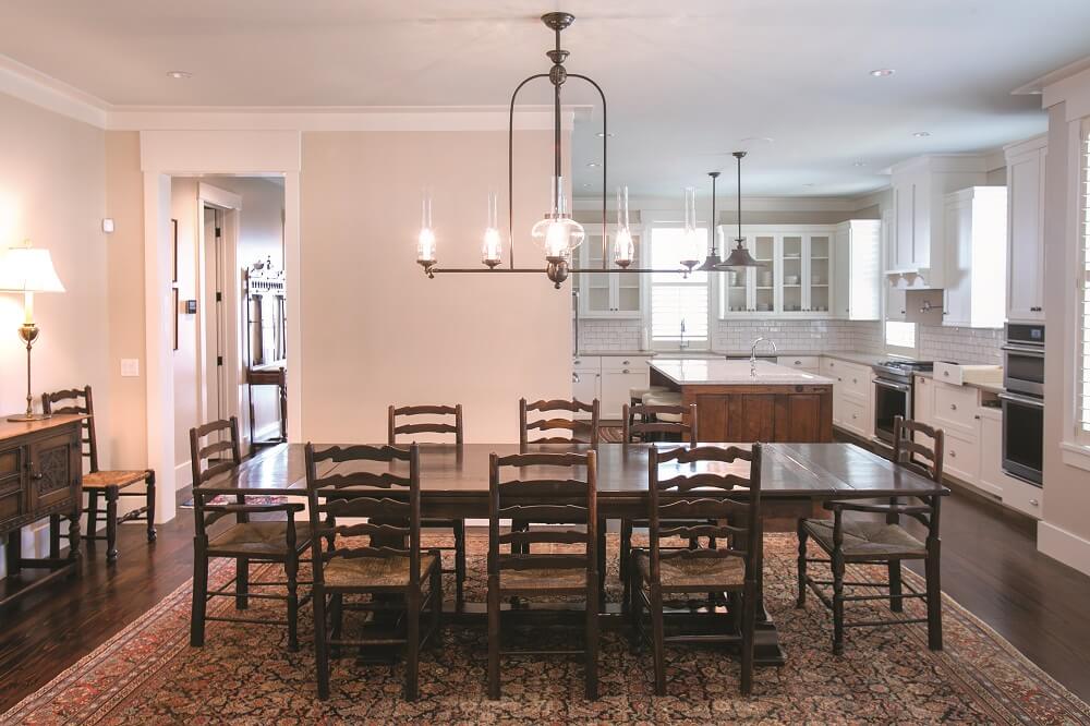 Dining room to Kitchen(1)