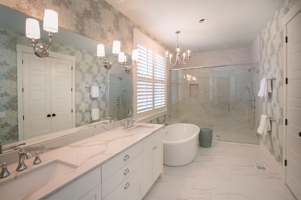 Master Bathroom(1)