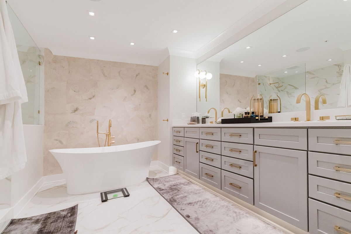 gleamingCondo_DSC05685